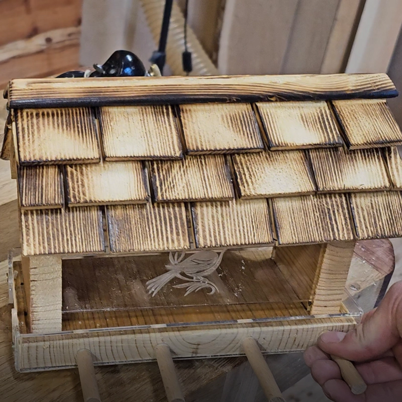 Mangeoire en bois pour Passereaux – Image 2